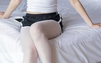 BoBoSocks袜啵啵 - 甜甜圈亲身示范，三双板鞋如何让你的日常更有趣，来瞧瞧这些原图！