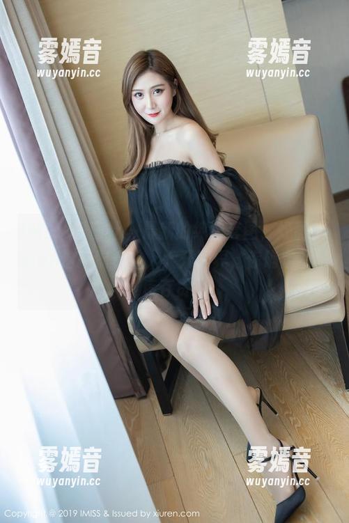 IMiss爱蜜社-妤薇Vivian IMiss爱蜜社 - 最新的纯白套图,妤薇Vivian这搭配真让人大开眼界,你确定不是库存货?