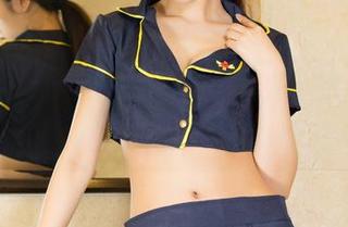 KelaGirls克拉女神 - 光和影的拉锯，静宜在裸足全方位里的私拍造梦