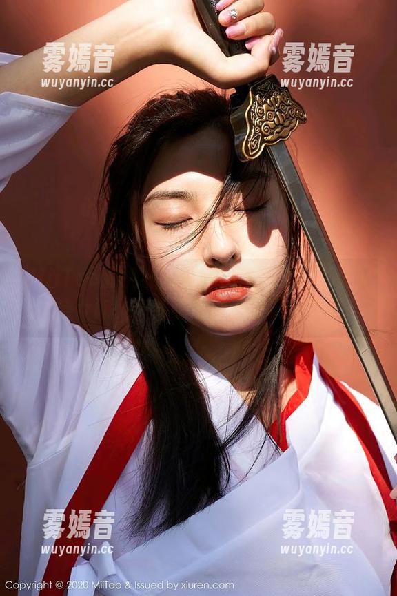 MiiTao蜜桃社-小魔女lily MiiTao蜜桃社 - 翻开图包,模糊中看见小魔女lily,透明感让人忍不住多看。