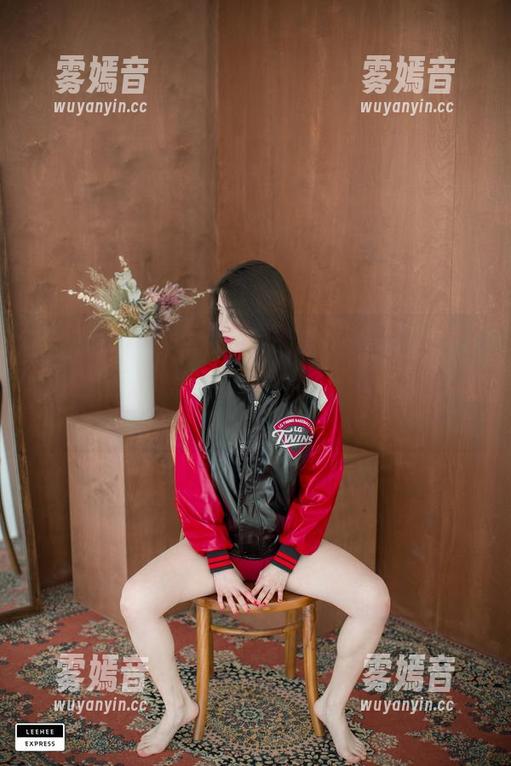 又来了！Min.E(민이)奉上全新更新，LeeheeExpress-LEDB～这感觉像是在做梦。