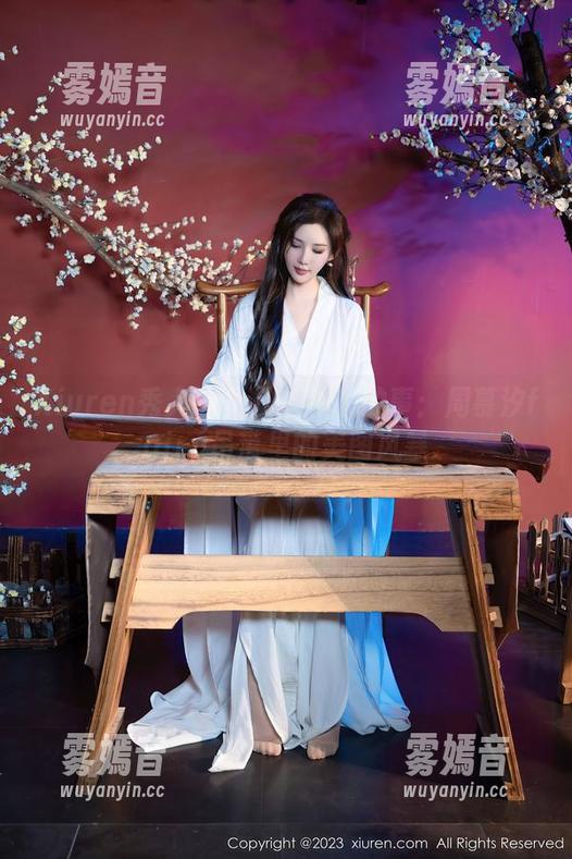Xiuren秀人网 - 那些不说的事：周慕汐fairy吊带里的美图风暴