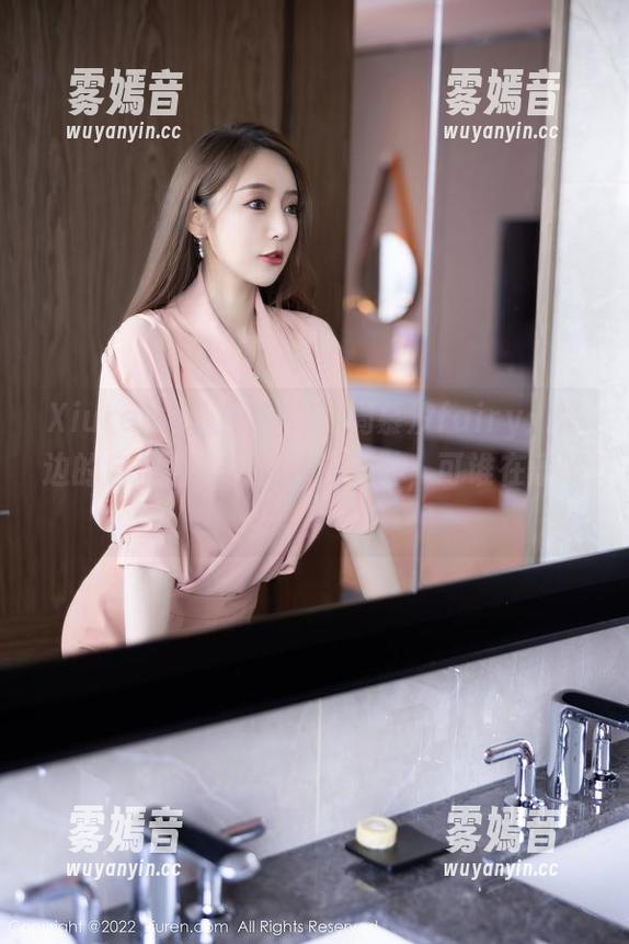 Xiuren秀人网 - 高清周慕汐fairy：海边的自拍合集，沙子进了鞋，可谁在意呢？