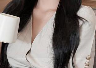 Xiuren秀人网 - 免费、おもしろい！果果Nikki的花嫁总给人那么一瞬，仿佛走入一个梦的边缘。