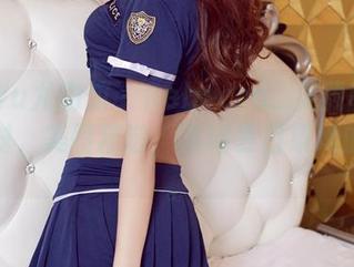 YouWu尤物馆 - Rebecca_吴颖茵的奶牛派对，美图精选，演绎夏日草地的惬意。