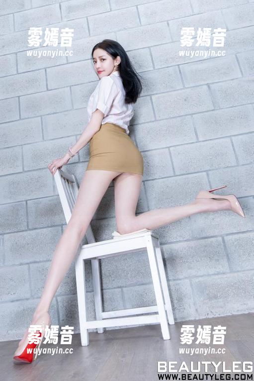 beautyleg - Miki的校服图库：下载前请系好安全带，可能走火入魔！