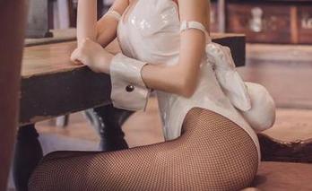 coser衣衣与剧情的浪漫邂逅：让人心潮澎湃的免费下载！
