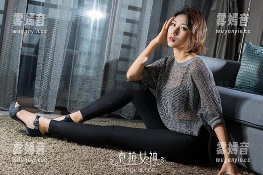 克拉女神 - 作品里的网袜：依可，你到底有什么想法？