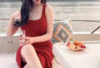 微密圈 - 谁能想到旗袍也能如此和美图贴合，周妍希的壁纸灵感爆棚！