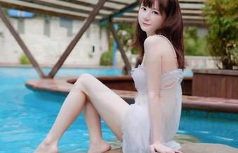 高清喵糖映画制服少女照片，强烈建议配上炸鸡一起欣赏！