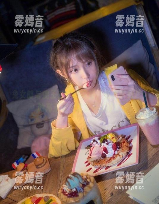 在下萝莉控ii 兔女郎与魔王的华丽交锋,在下萝莉控ii的高清图集究竟讲了啥?