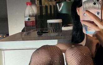 微密圈 - 这一招不留情，女刺客的黑色写真，原图走自由风。