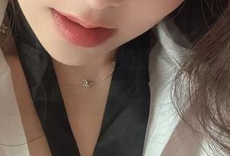 微密圈 - 在线懒散的奶雯，一会儿小秀，资源总是那么充沛！