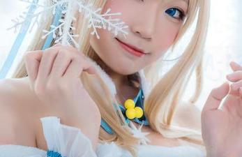 弥美Mime写真：甜蜜时刻与AA-12的无烟趣味套图！