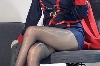 无影喵喵Ghost的美腿高清分享，待会儿聊聊你的想法？