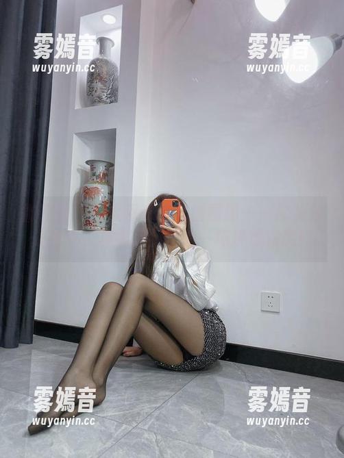 杨大乐乐很靠谱 微密圈 - 杨大乐乐很靠谱图册——你以为是修女,其实是免费的一场挑逗联想!