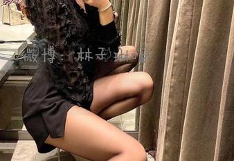 微密圈 - 来吧，这组林子喵Lynne的私拍美图，快来油亮你的日常！
