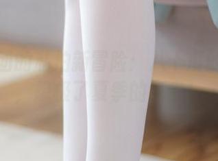 森萝财团的私拍新冒险：八十度的薄白丝，想极了夏季的气息！