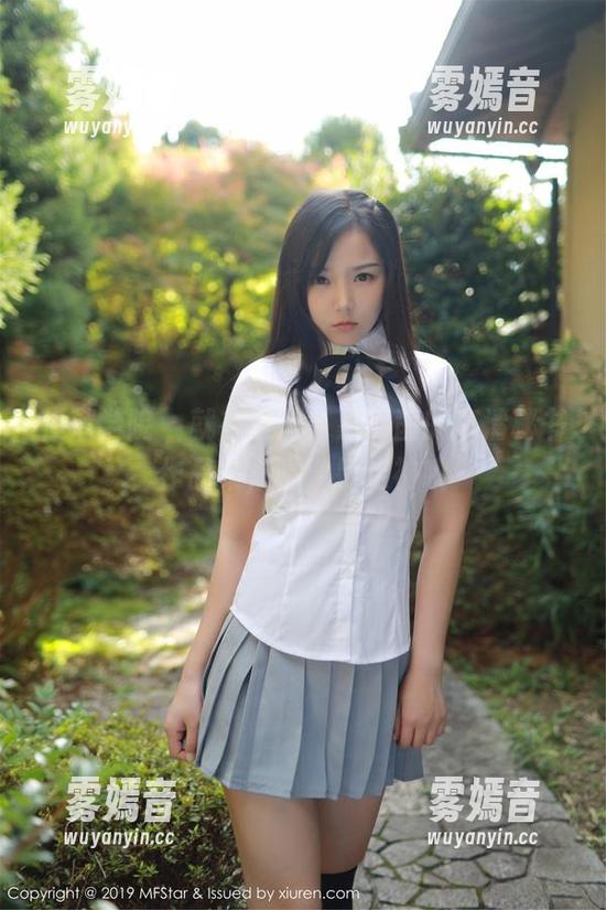模范学院-慕羽茜 模范学院 - 就在这里,慕羽茜的高清秘书作品集,喂,别走神哦