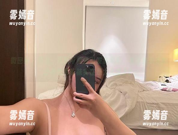 水蜜桃米米 微密圈 - 警告:原图可能会引发暴风雨,水蜜桃米米的皮裙和吊带袜实在是太天雷了!