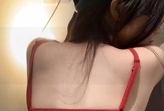 微密圈 - 大胆！“火龙果羊”的御姐写真原图，险些让我失联