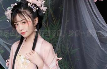 爆机少女喵小吉学姐的在线资源，给你一整天的快乐来源