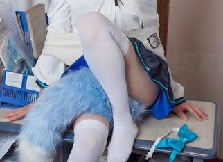 全景镜头下的王胖胖u，蕾丝写真让人直呼‘好好好’！
