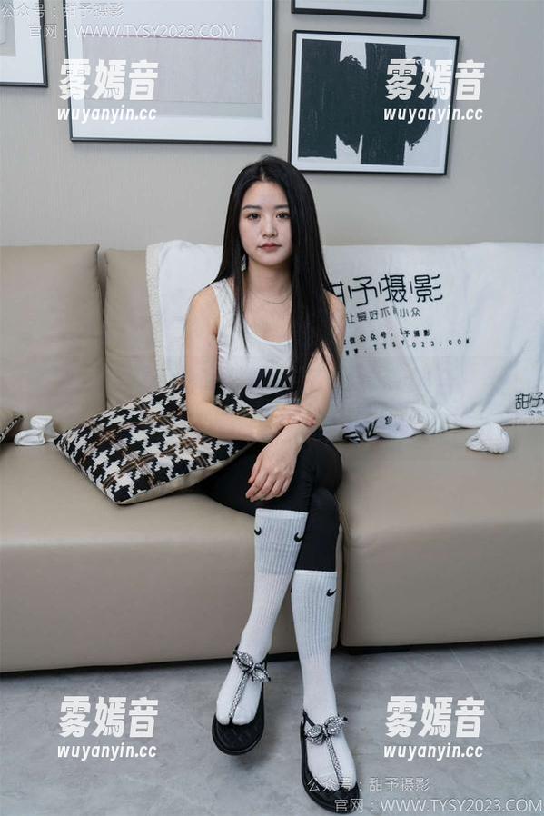 甜予摄影-齐齐 甜予摄影 - 把泳装和齐齐的天真结合,我们得到了怎样的图片?