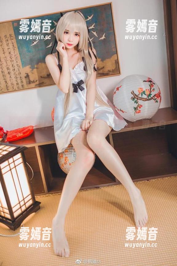 疯猫ss 经典重现:疯猫ss美脚套图精选,脚与自信的碰撞