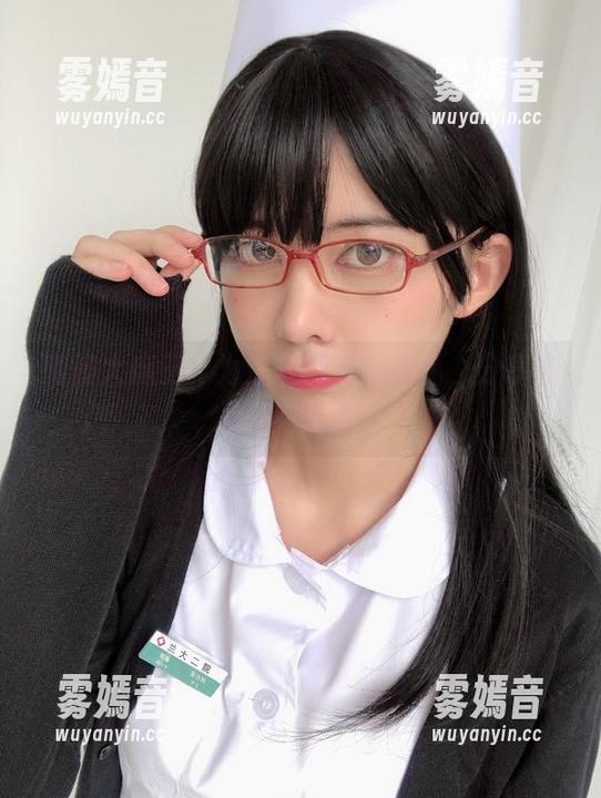 眼酱大魔王w为你呈现学妹作品，分享就是要有态度！