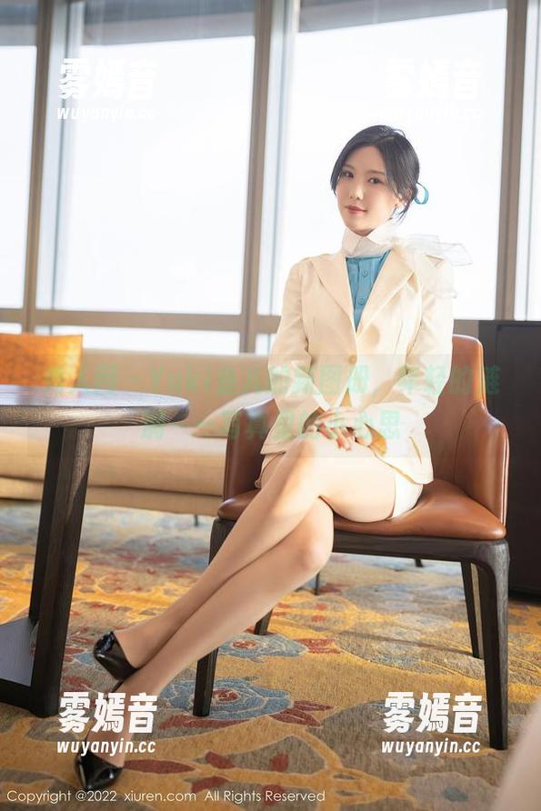 秀人网-Yuki鱼儿 秀人网 - Yuki鱼儿的新图册,年轻的涟漪——写真里的小心思