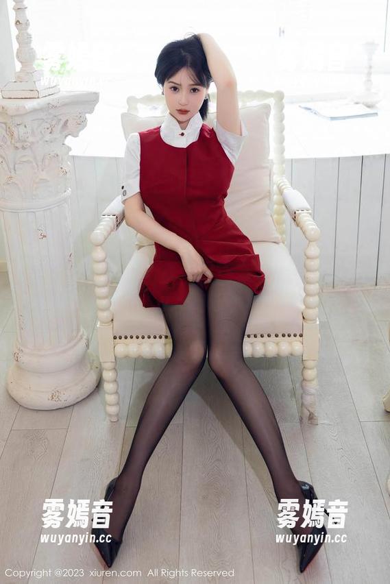 秀人网 - 私房图集中的周慕汐：她不仅是一位女孩，更是快乐的代言人！