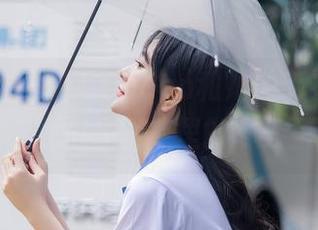 秀人网 - 王婉悠Queen和她的毛衣：这个夏天，我们在图库里的冬天里游走