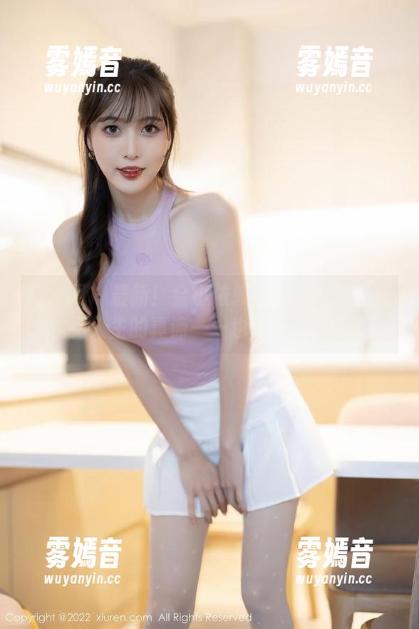秀人网-金小依 秀人网 - 最新!金小依教你如何在浴缸里找到人生的真谛——也许是小鸭子。