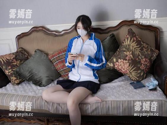 紧急企划-小婕 紧急企划 - 万圣节特辑:小婕的写真集,原图里的夸张妆容和“鬼”畜pose!