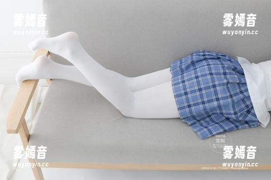 紧急企划-见希 紧急企划 - 看见见希的镂空写真,我的内心一阵小激动,想问她穿了什么或没穿!