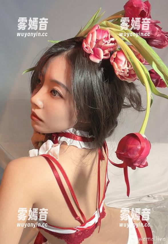 纪念小小v 微密圈 - 网盘里藏着的“纪念小小v”各种角度特写,这画面,槽点太多,来聊聊我的看法吧。