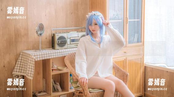 羽生三未 向偶像致敬——羽生三未的碧蓝航线cos原图,不信你不想偷学!