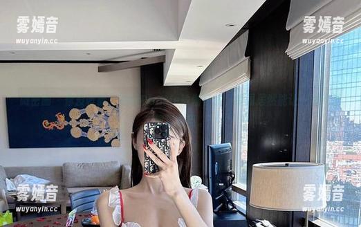 脸红Dearie 微密圈 - 你没听错,脸红Dearie瑜伽在线,原图居然能让一堆动图俯首称臣。