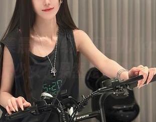 最新写真集震撼上线，腐团儿Ikaros变身次元少女，果然是被撩了么？