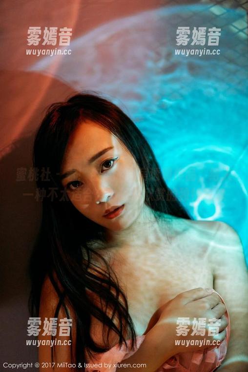 蜜桃社 - 看！杏子的私房透明作品，给人一种不太适合公共场合欣赏的独特气息