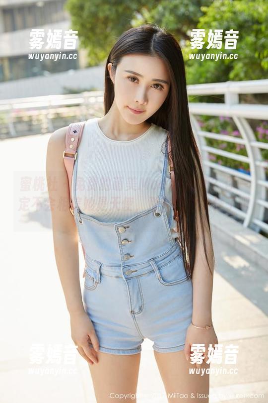蜜桃社-萌美Moemi 蜜桃社 - 免费的萌美Moemi图册?你一定不会相信她是天使,那种感觉太怪了吧。