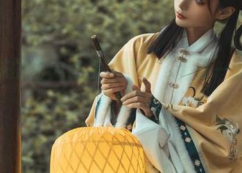 蠢沫沫的室内比基尼写真，随便一拍都像大片？