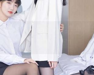 袜啵啵 - 校服与甜甜圈的结合，免费送出超有趣的作品！