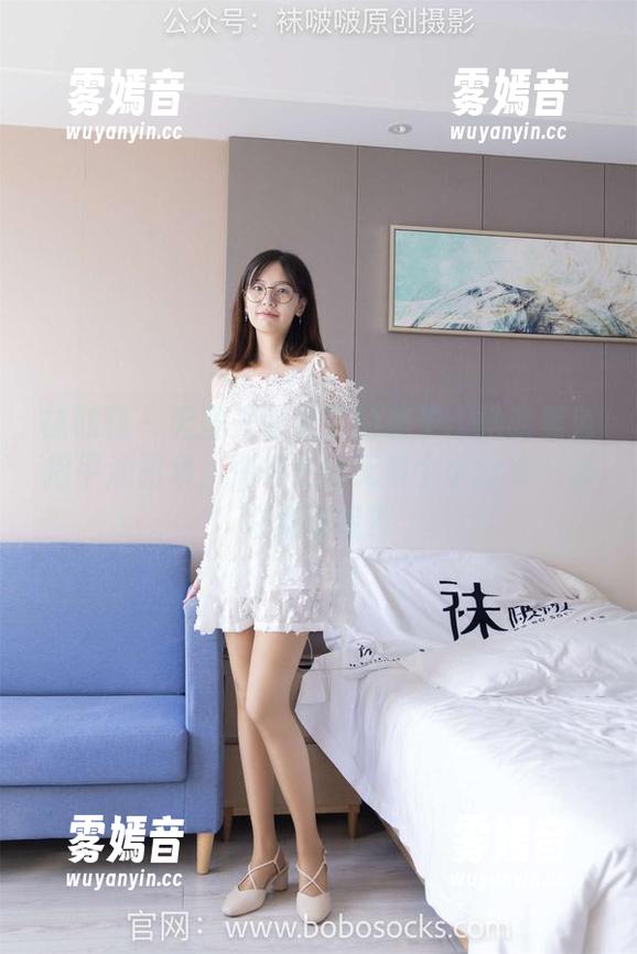 袜啵啵-稚予 袜啵啵 - 无圣光背景下的稚予:她的黑色指甲油图集,悄悄生出无数个小分支…谁在细语呢?