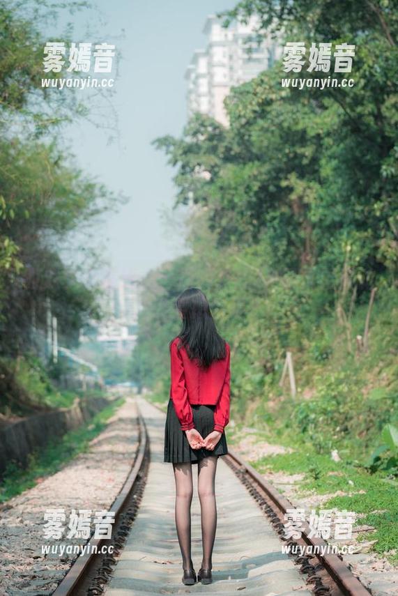 西瓜少女 西瓜少女在线:一场意外的JK日式屋漫游,谁会想到呢?