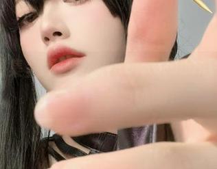 免费图集呈现：让趴趴捣蛋陌的吊带梦拉你入迷，真的假的？
