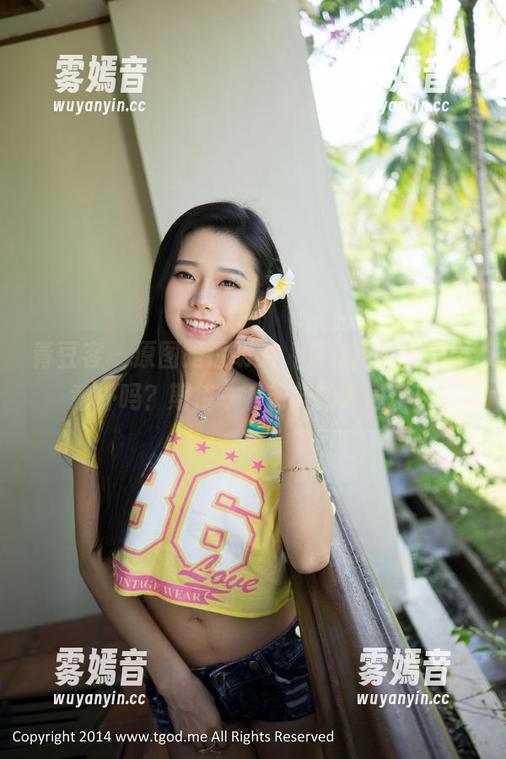 青豆客-陈思琪 青豆客 - 原图是透明的,更新可以来点儿意外吗?期待一下新鲜的陈思琪!