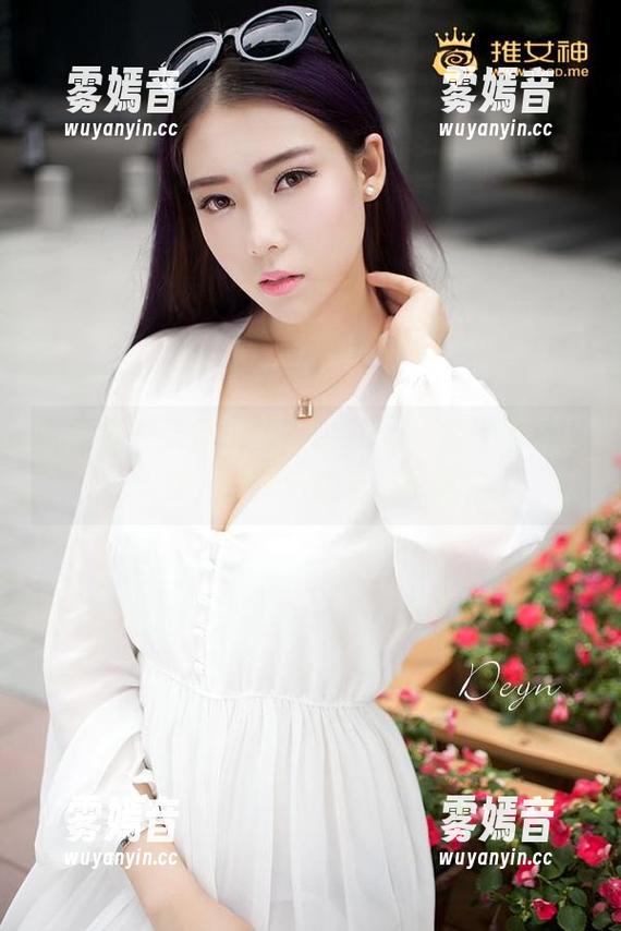 青豆客-雪瑞Lisa 青豆客 - 无圣光的雪瑞Lisa,镂空的身影让人肆无忌惮地想近距离欣赏。