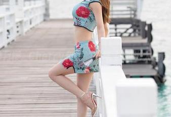 魅妍社 - 绯月樱_Cherry和她的棉袜-原图也太搔首弄姿了吧？